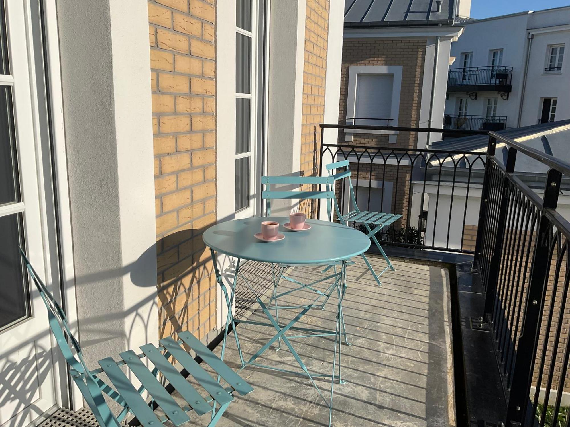 Sunny Apartment Near Disneyland Paris - Liz Appart Serris Kültér fotó